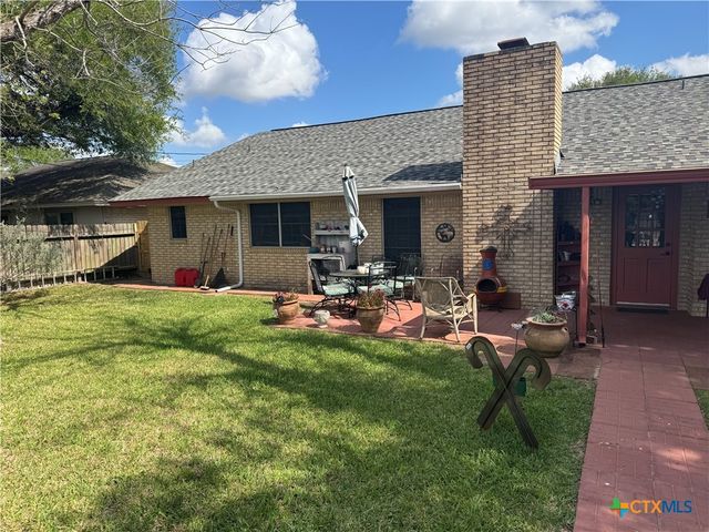 401 Shiloh Drive, Victoria, TX 77904