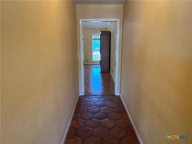 401 Shiloh Drive, Victoria, TX 77904