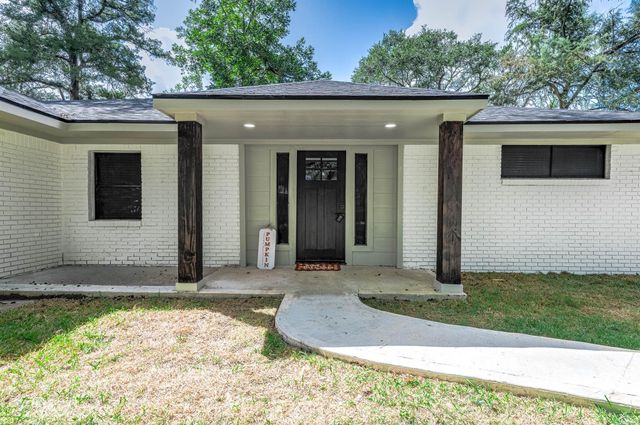 717 Cedar Lawn Drive, Alvin, TX 77511