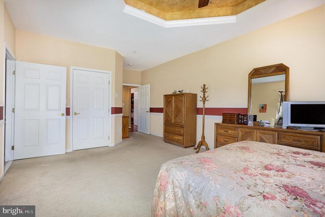 1471 HERITAGE LN, York, PA 17403