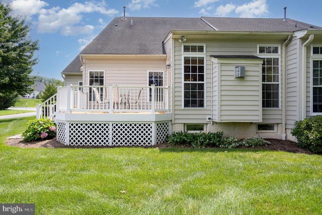 1471 HERITAGE LN, York, PA 17403