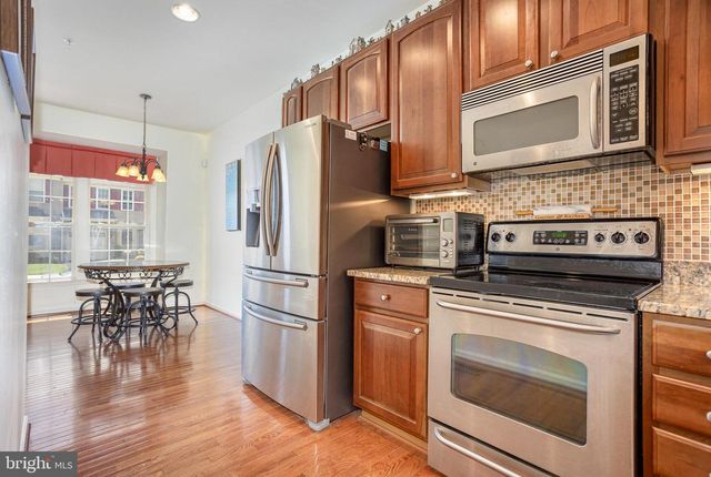 1471 HERITAGE LN, York, PA 17403