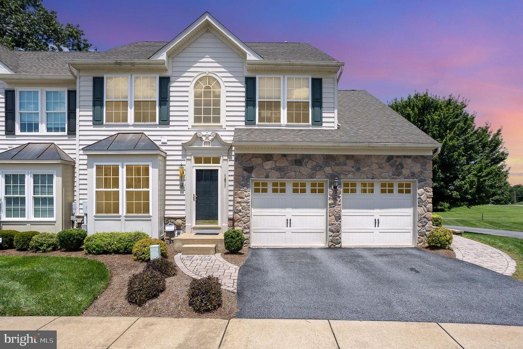 1471 HERITAGE LN, York, PA 17403