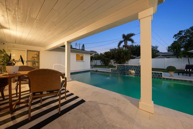 821 JACARANDA DRIVE, Largo, FL 33770