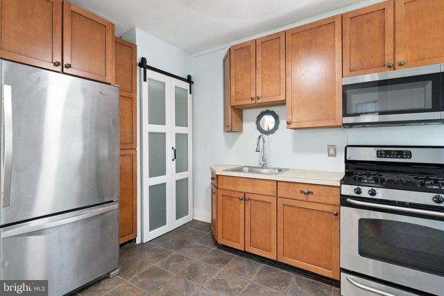 5825 CHEW AVE, Philadelphia, PA 19138