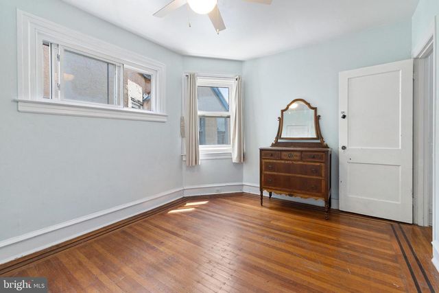 5825 CHEW AVE, Philadelphia, PA 19138