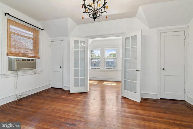 5825 CHEW AVE, Philadelphia, PA 19138