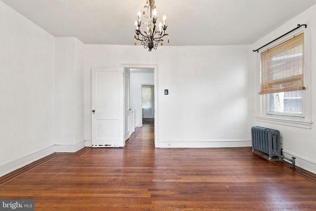 5825 CHEW AVE, Philadelphia, PA 19138