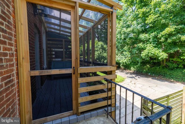 5825 CHEW AVE, Philadelphia, PA 19138