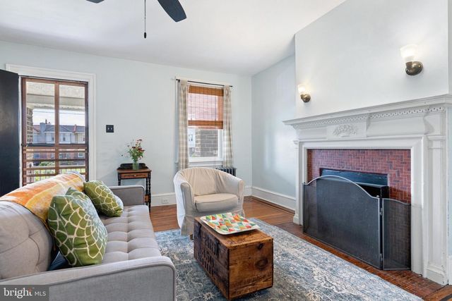 5825 CHEW AVE, Philadelphia, PA 19138