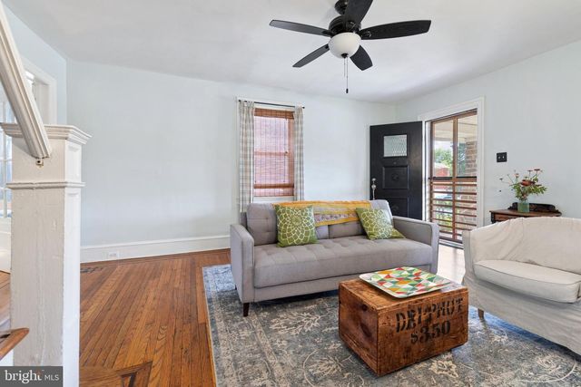 5825 CHEW AVE, Philadelphia, PA 19138