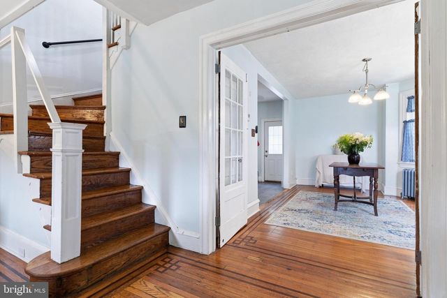 5825 CHEW AVE, Philadelphia, PA 19138