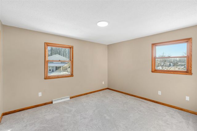 1214 JONATHAN Drive, Erie, PA 16509