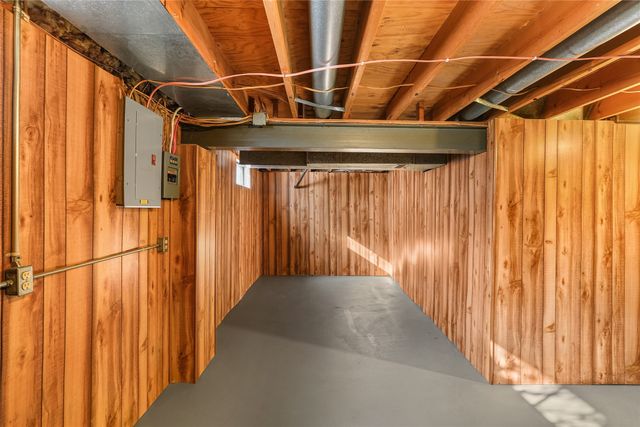 1214 JONATHAN Drive, Erie, PA 16509