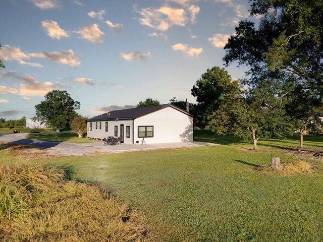 240 Bayou Blue Rd, Houma, LA 70364
