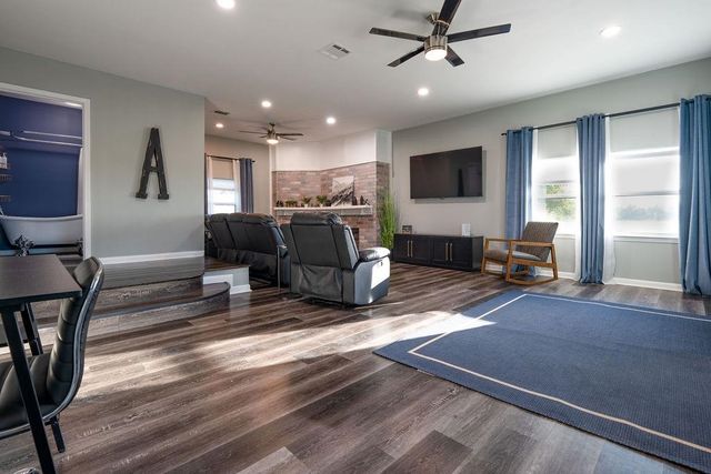 240 Bayou Blue Rd, Houma, LA 70364