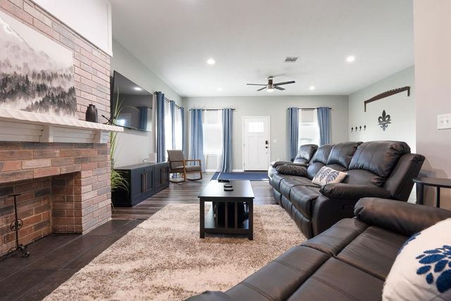 240 Bayou Blue Rd, Houma, LA 70364