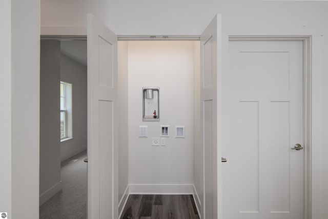 1502 Simsbury Street # 4, Traverse City, MI 49686