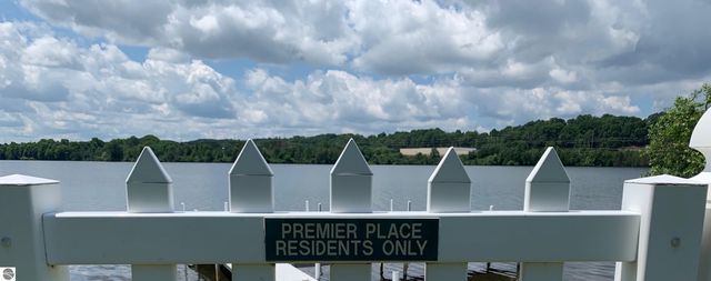 1502 Simsbury Street # 4, Traverse City, MI 49686