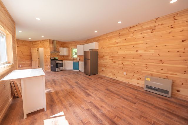 4850 Route 100, Wardsboro, VT 05355