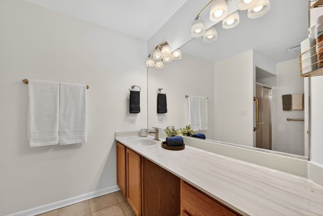 1926 Golf View Drive, Bartlett, IL 60103