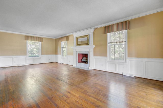 408 Country Club Boulevard, Summerville, SC 29483