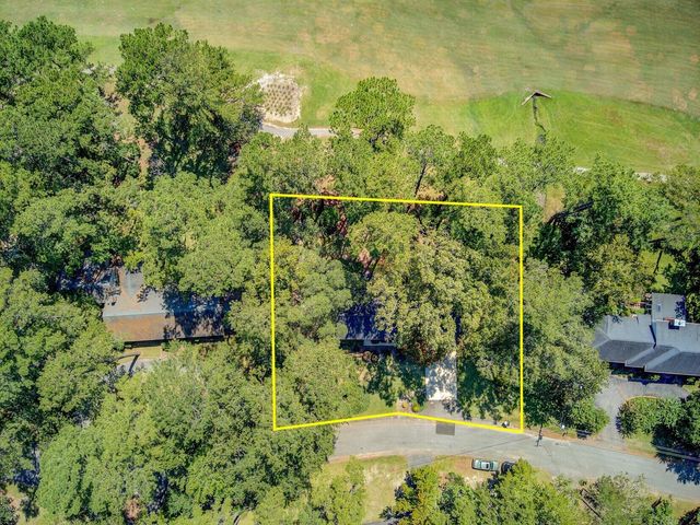 408 Country Club Boulevard, Summerville, SC 29483