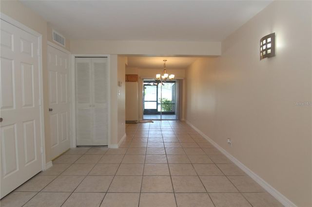 5104 LA MANCHA COURT 5104, Orlando, FL 32822