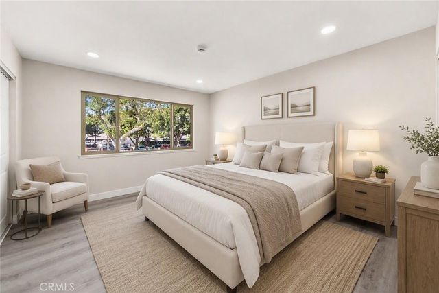 1722 Mitchell 36, Tustin, CA 92780