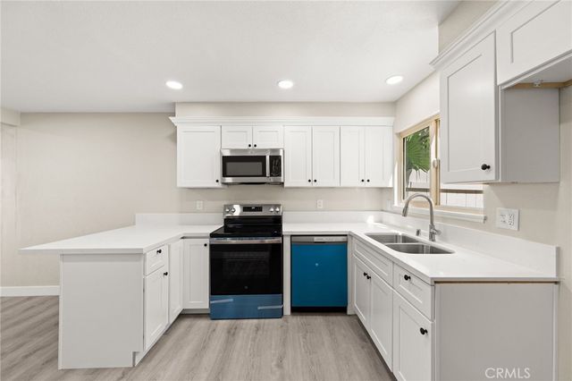 1722 Mitchell 36, Tustin, CA 92780