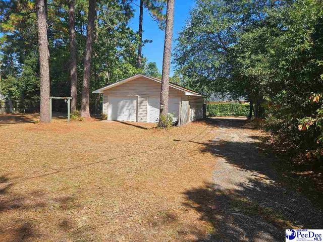 2112 W Carolina Avenue, Hartsville, SC 29550