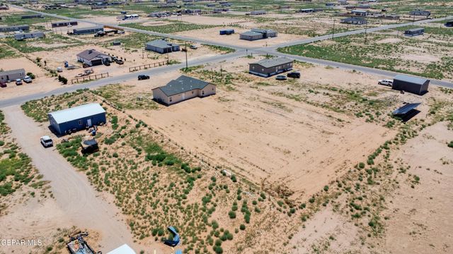 1373 GOBI DESERT Drive, Chaparral, NM 88081