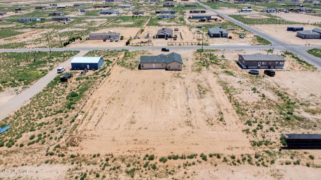 1373 GOBI DESERT Drive, Chaparral, NM 88081