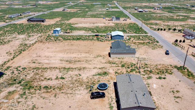 1373 GOBI DESERT Drive, Chaparral, NM 88081