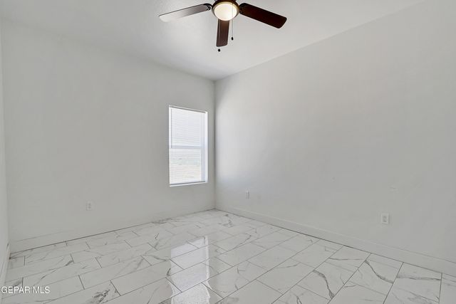 1373 GOBI DESERT Drive, Chaparral, NM 88081