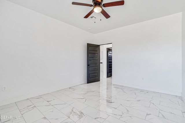 1373 GOBI DESERT Drive, Chaparral, NM 88081