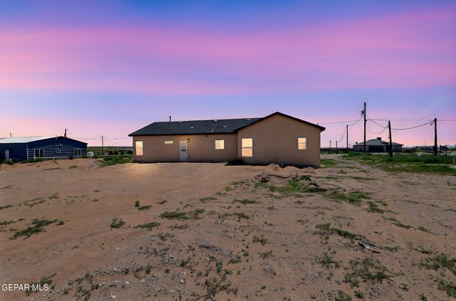 1373 GOBI DESERT Drive, Chaparral, NM 88081