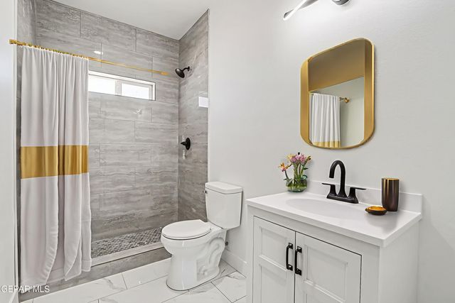 1373 GOBI DESERT Drive, Chaparral, NM 88081