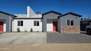 732 E CAROL Avenue, Phoenix, AZ 85020