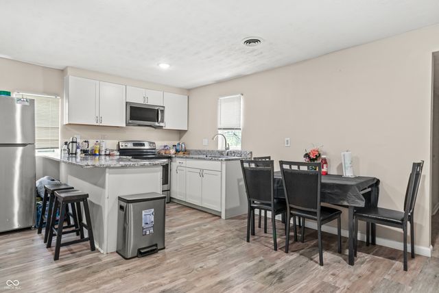 20 N Galeston Avenue, Indianapolis, IN 46229