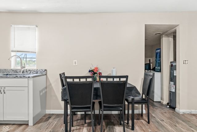 20 N Galeston Avenue, Indianapolis, IN 46229