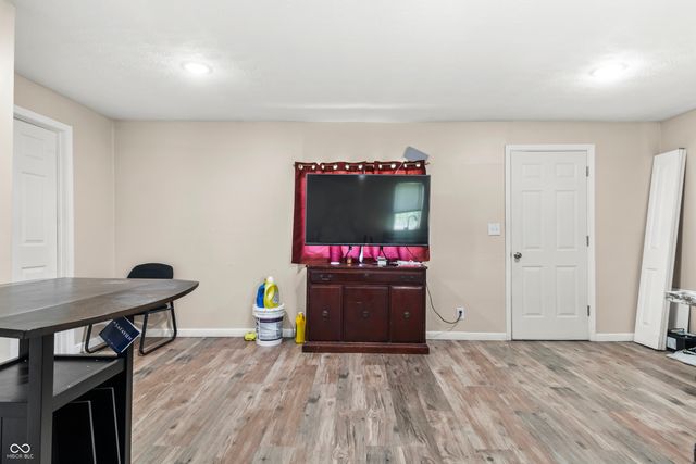 20 N Galeston Avenue, Indianapolis, IN 46229