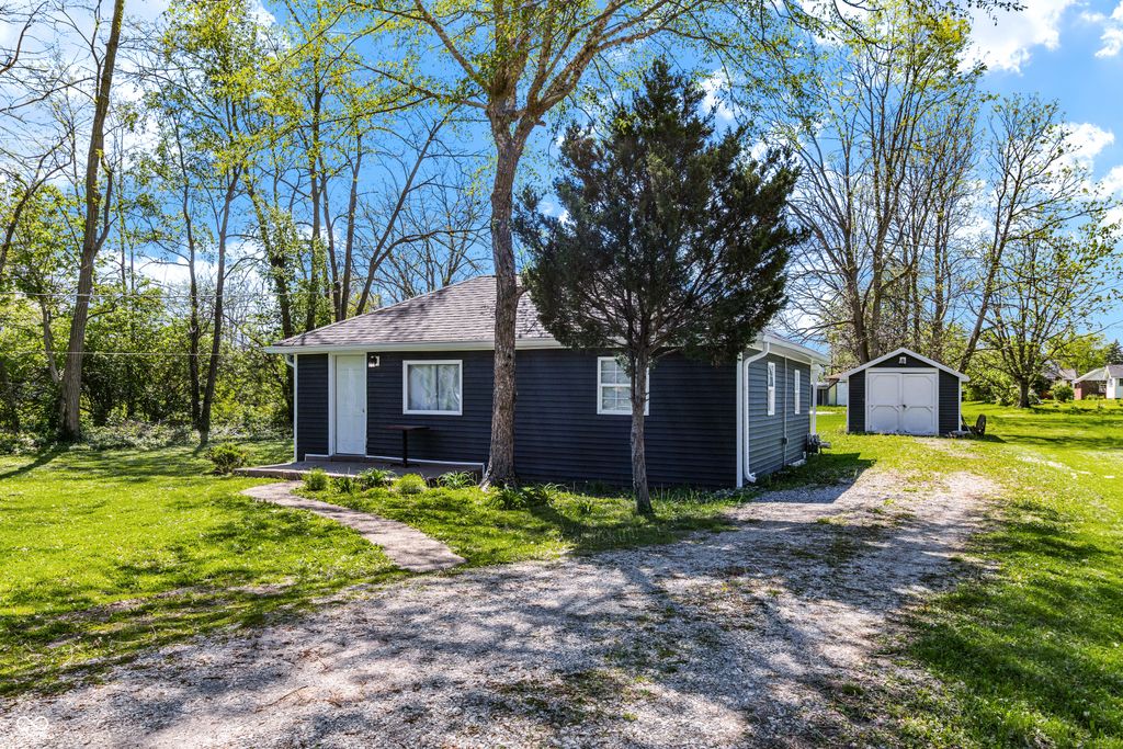 20 N Galeston Avenue, Indianapolis, IN 46229