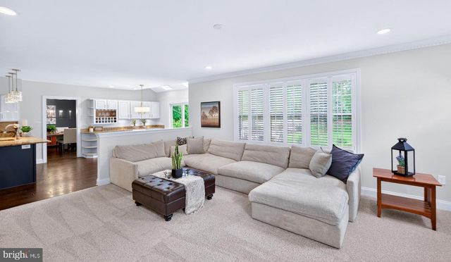 53 GREEN BRIAR DR, Phoenixville, PA 19460