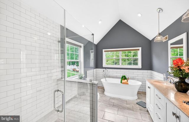 53 GREEN BRIAR DR, Phoenixville, PA 19460