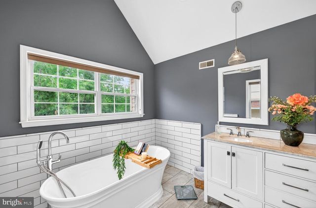 53 GREEN BRIAR DR, Phoenixville, PA 19460