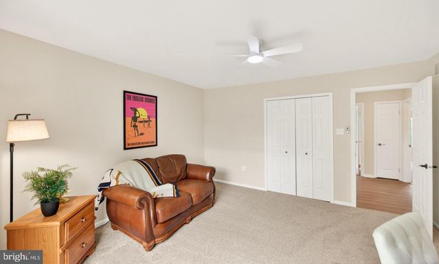 53 GREEN BRIAR DR, Phoenixville, PA 19460