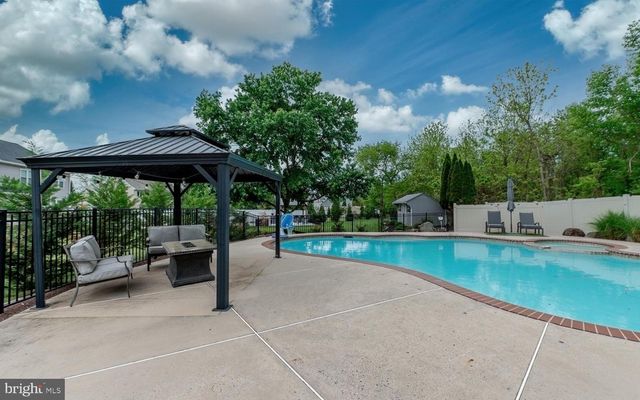 53 GREEN BRIAR DR, Phoenixville, PA 19460