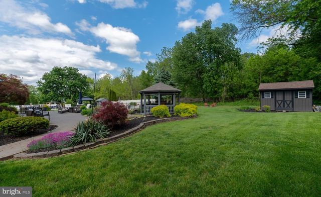53 GREEN BRIAR DR, Phoenixville, PA 19460