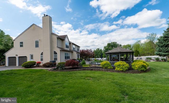 53 GREEN BRIAR DR, Phoenixville, PA 19460